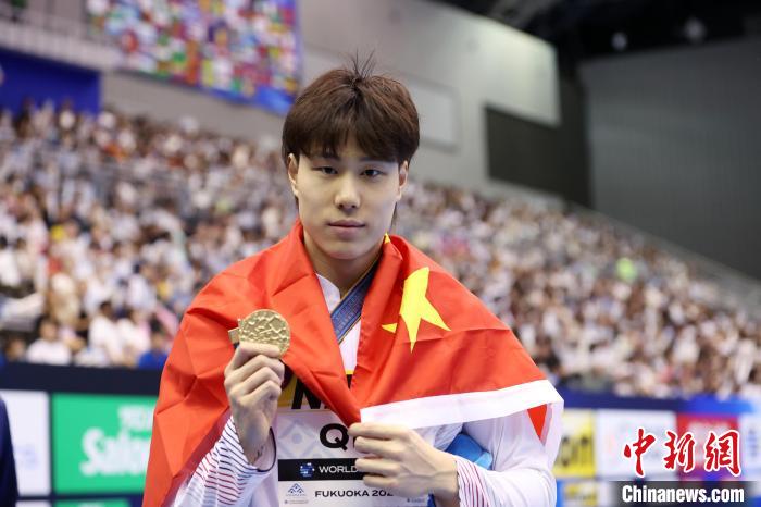 创造历史仍有遗憾，覃海洋向英国蛙王‘下战书