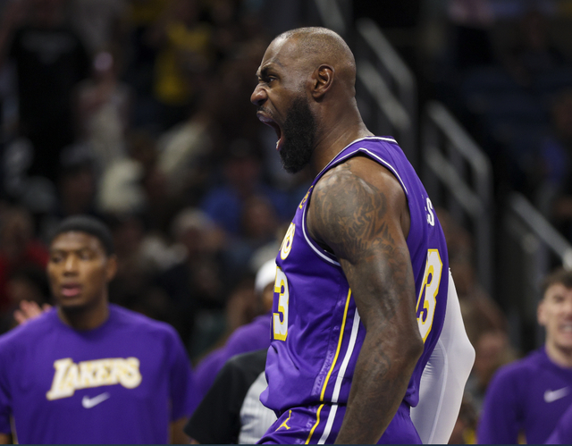 詹姆斯41岁仍值5000万年薪？三大理由解析其续约